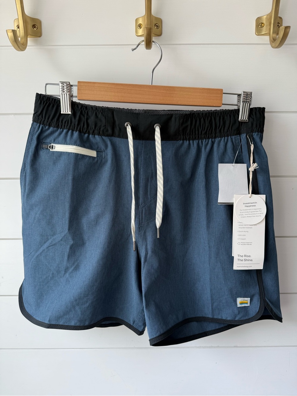 Vuori NWT Men's Banks Short 5” inseam Blue Athletic Drawstring Shorts